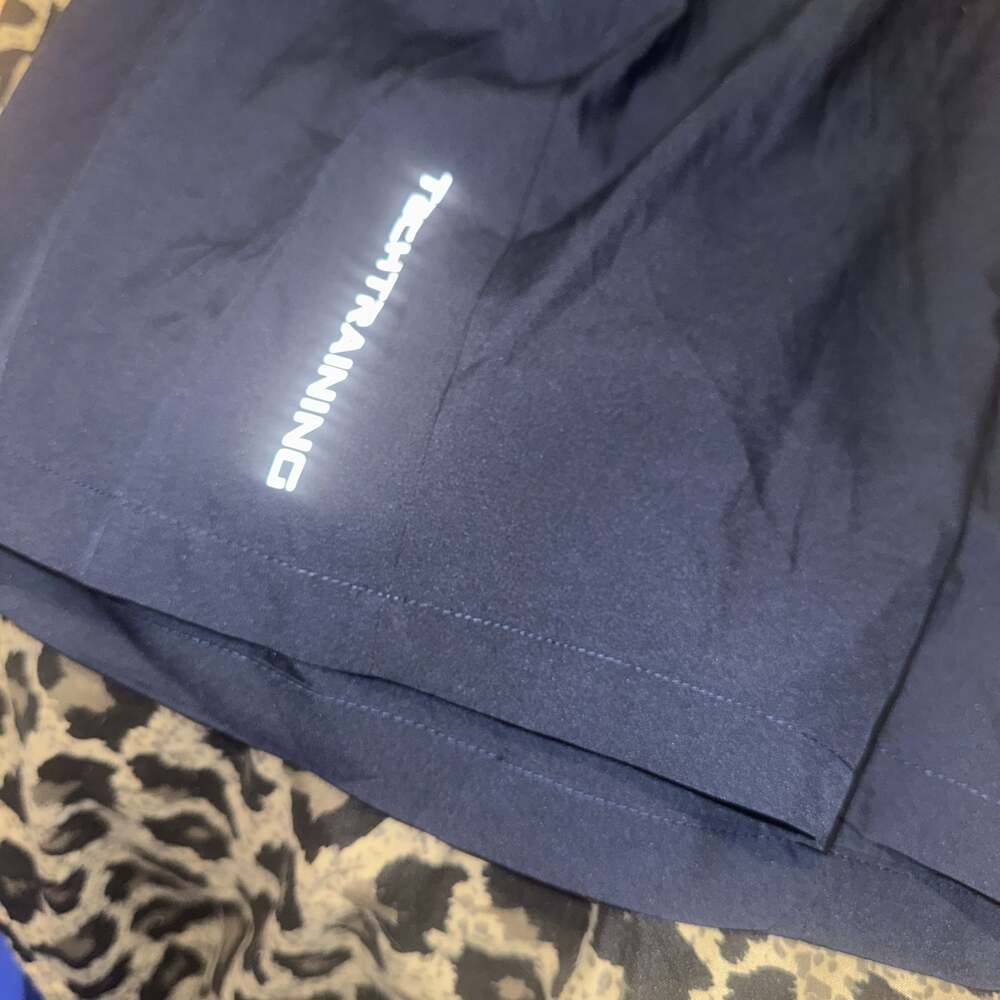 Tech Training Shorts - Picture 3 of 4